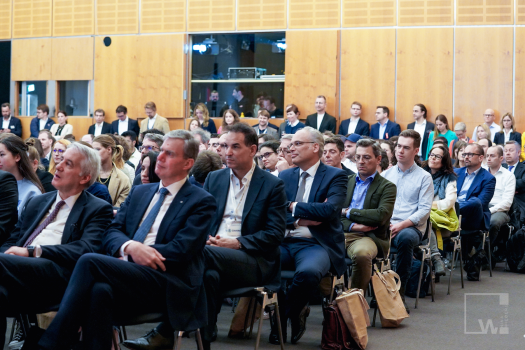 Picture198_LEGAL_REVOLUTION_2023