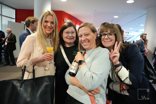 Picture010_LEGAL_REVOLUTION_2023