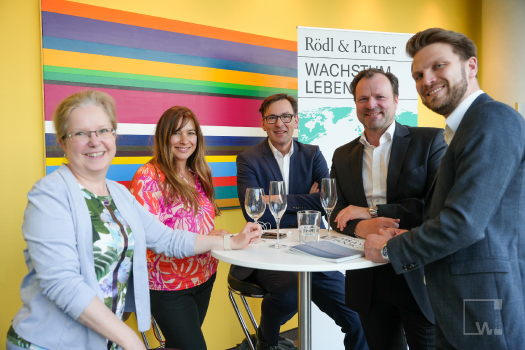 Picture016_LEGAL_REVOLUTION_2023