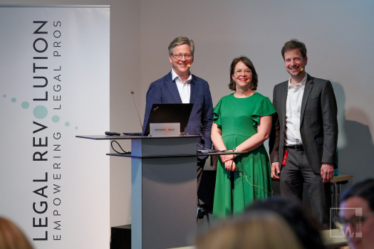 Picture133_LEGAL_REVOLUTION_2023